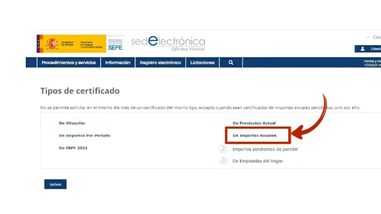 Ventana de selección de certificados del SEPE con opciones como importes anuales, IRPF e importes pendientes de percibir Ventana de selección de certificados del SEPE con opciones como importes anuales, IRPF e importes pendientes de percibir